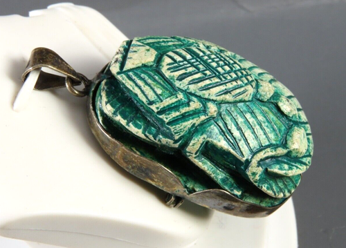 VTG Egyptian 800 Silver CARVED SCORPION GREEN FAIENCE PENDANT or BROOCH Antique - Picture 2 of 6