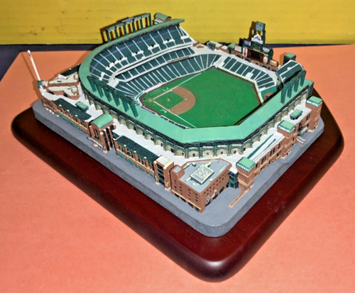 The Danbury Mint Coors Field Colorado Rockies Stadium w/ Box & COA - Picture 5 of 16