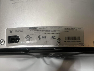 Bose SoundDock 10 Digital Music System W/ Remote - Silver Bose SoundDock 10 Digital Music System W/ Remote - Silver