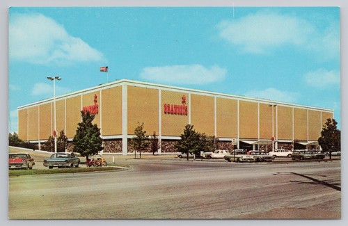Brandeis Department Store Crossroads Shopping Center Omaha Nebraska Postcard