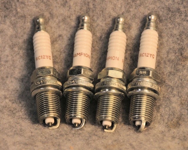 Champion RC12YC Spark Plugs Pack of 4 eBay
