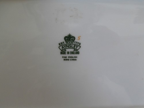 VINTAGE AYNSLEY 'ORCHARD GOLD' FINE BONE CHINA FLUTED RIM SANDWICH TRAY SIGNED - Picture 10 of 10