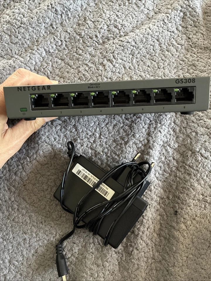 Netgear GS308v2 8-Port Gigabit Ethernet Switch