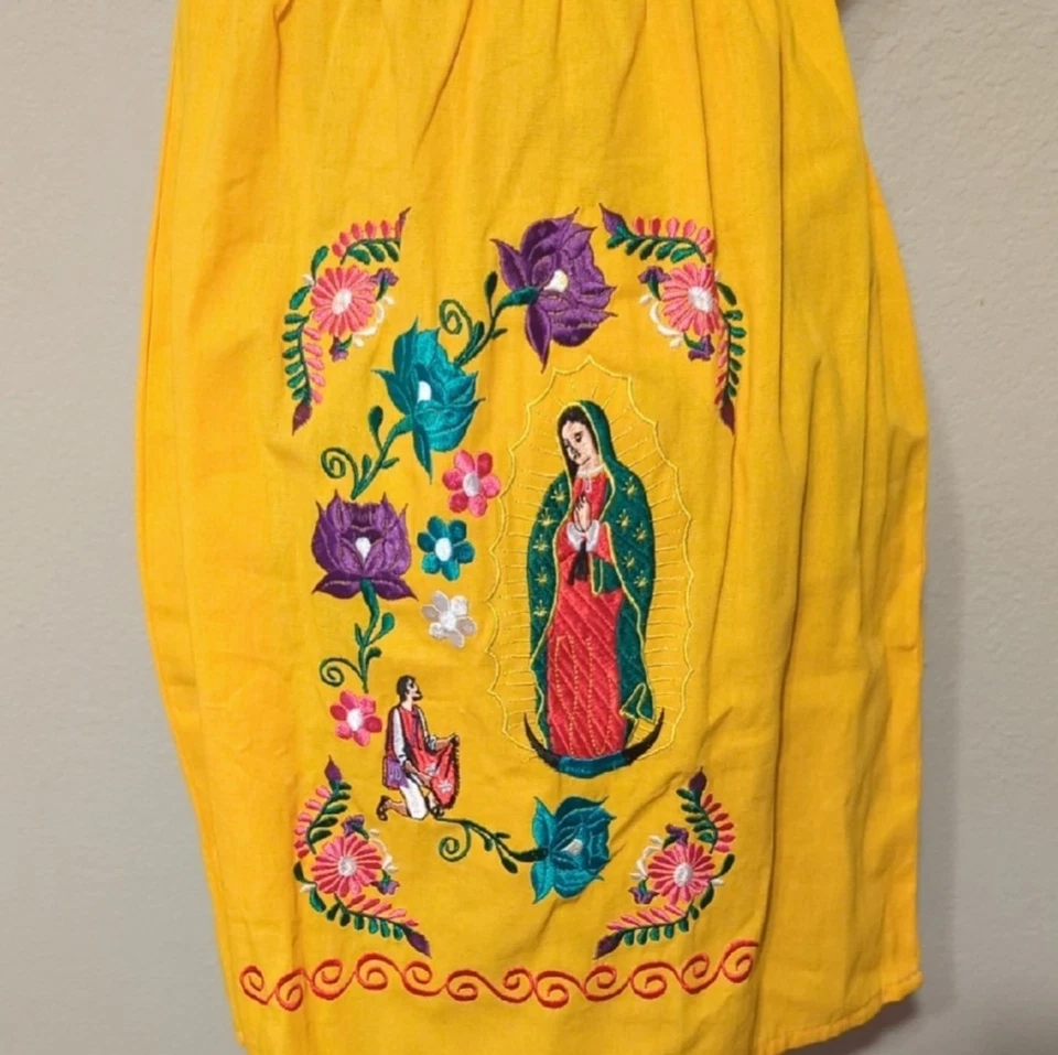 Vestido hecho a mano Virgen María para niñas Foto 2 de 3