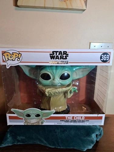 FUNKO POP! Star Wars Mandalorian The Child #369 Baby Yoda Grogu 10" Vinyl Figure