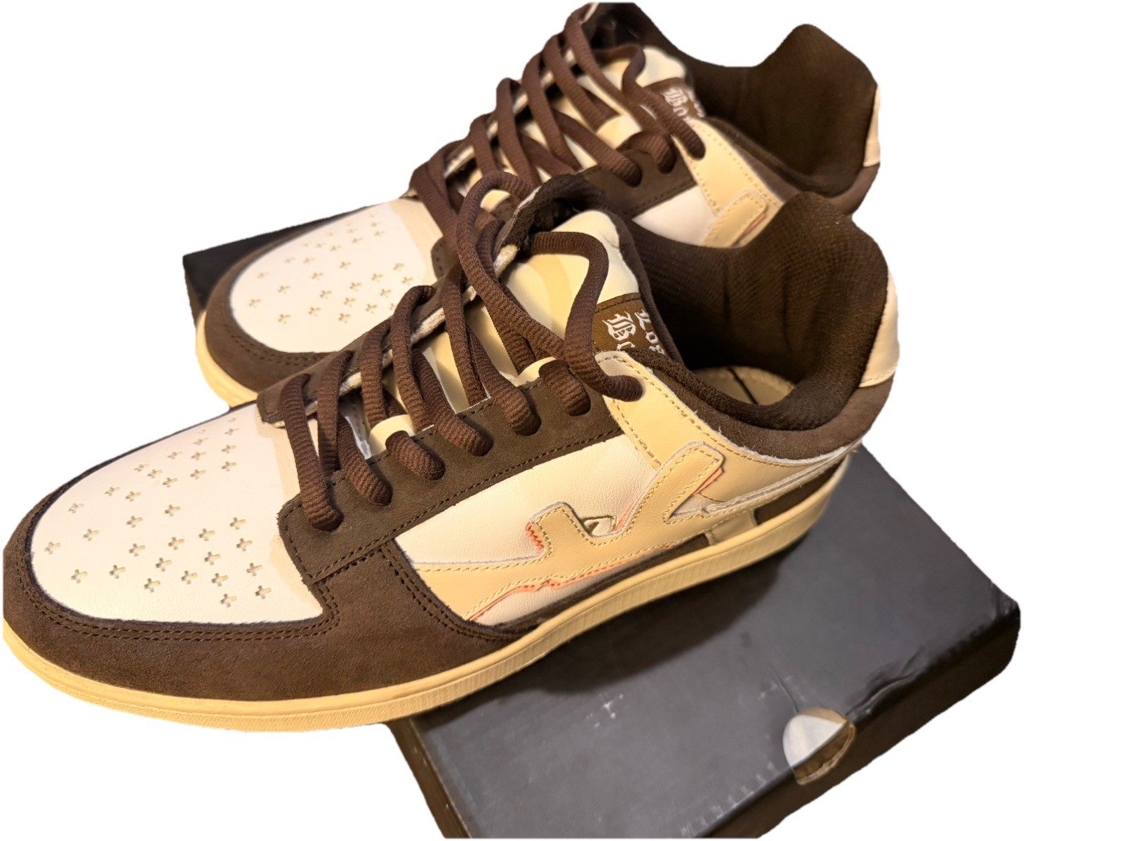 Lost Boys Archives Mocha/Pink trainers AK-47 detail Mens Sneakers Size 11