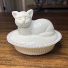 Westmoreland Milk Glass Wide Rib Animal Dish Glazed Vintage Cat on Nest Basket