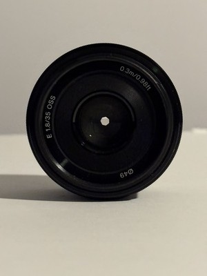 Sony 35mm f/1.8 OSS E-mount Prime Lens