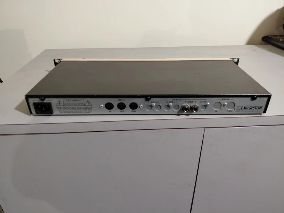 Módulo Emu B3 módulo montaje en rack teclado órgano Foto 2 de 4