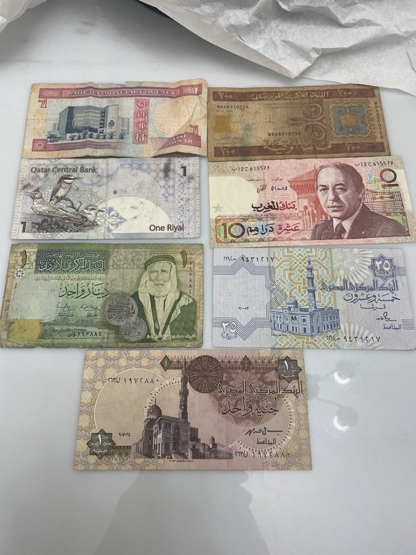Mix  Arabian Paper Money 