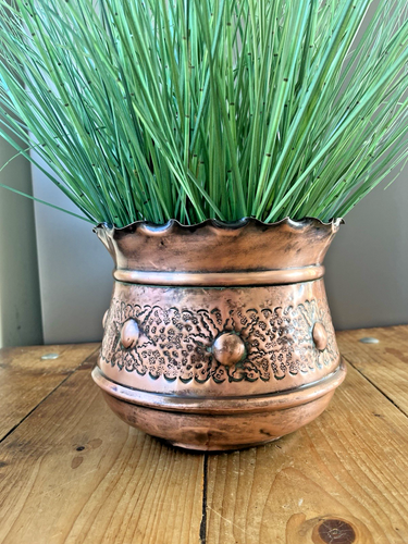 ANTIQUE ARTS & CRAFTS BEATEN FLORAL SUN ROUNDEL FLUTED COPPER PLANTER PLANT POT - Picture 7 of 14