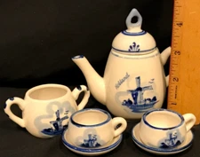 Delft Holland Miniature Tea Set 7 Pieces