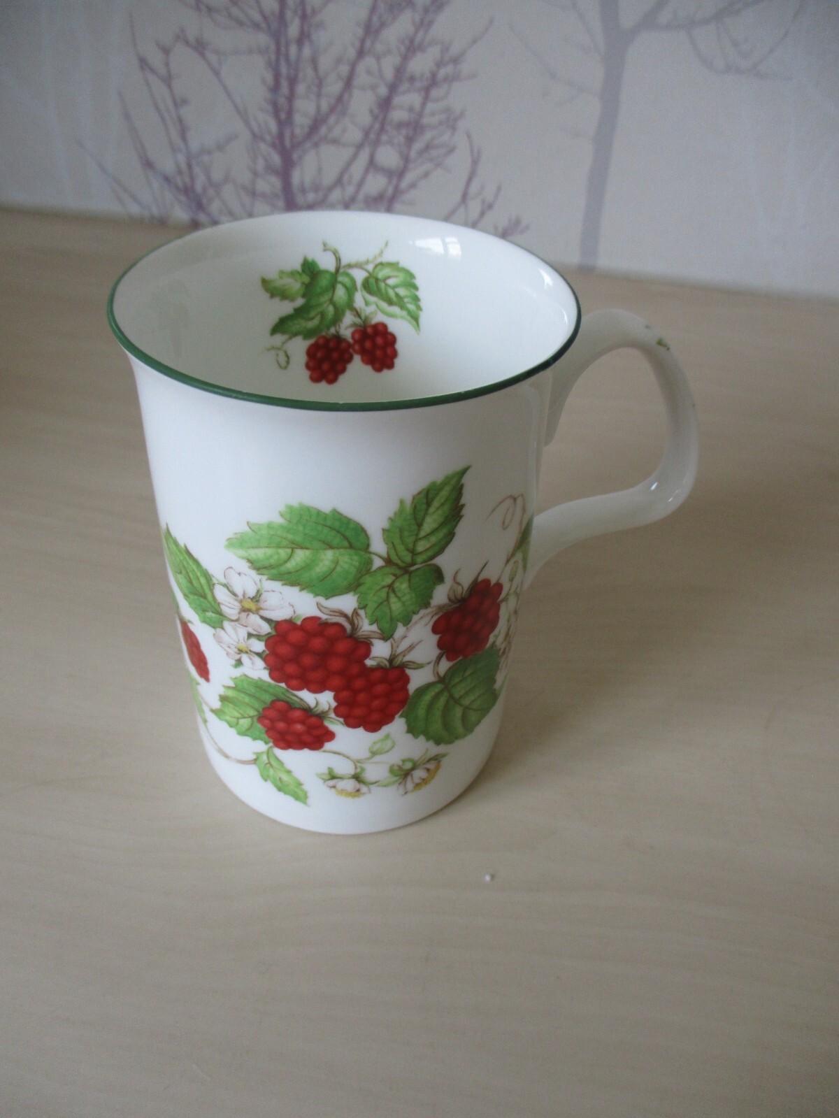 VINTAGE ROY KIRKHAM "FRUIT GARDEN" RASPBERRY Bone China MUG 1990