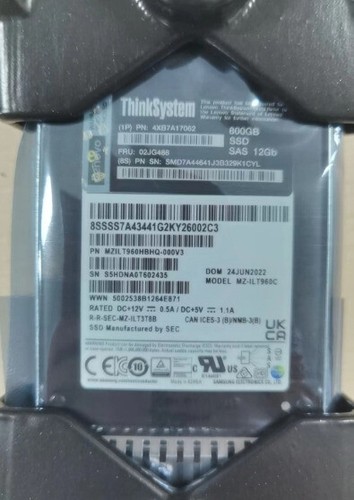 Lenovo ThinkSystem 4XB7A17062 02JG488 2.5" 800GB SAS SSD With Tray - Picture 4 of 4