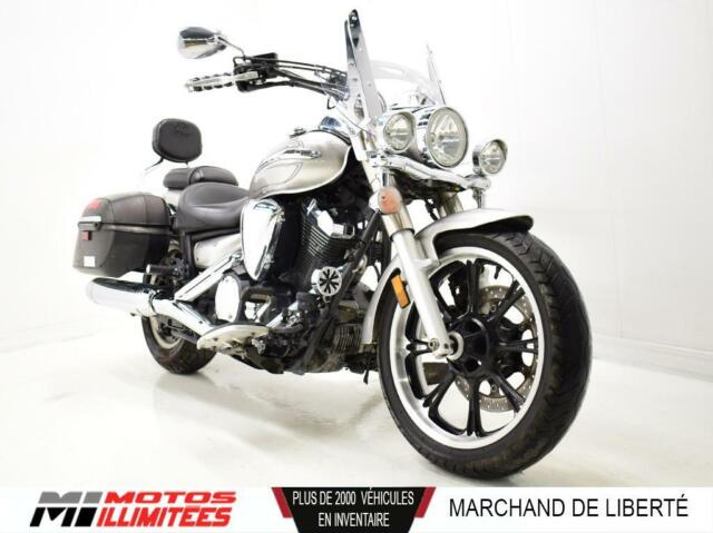 2009 yamaha V-Star 950 Tourer Frais inclus+Taxes in Touring in Laval / North Shore