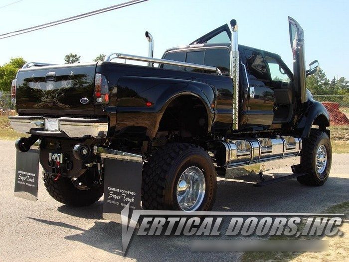 Vertical Doors Inc. Bolt-On Lambo Kit for Ford F-650 06-10