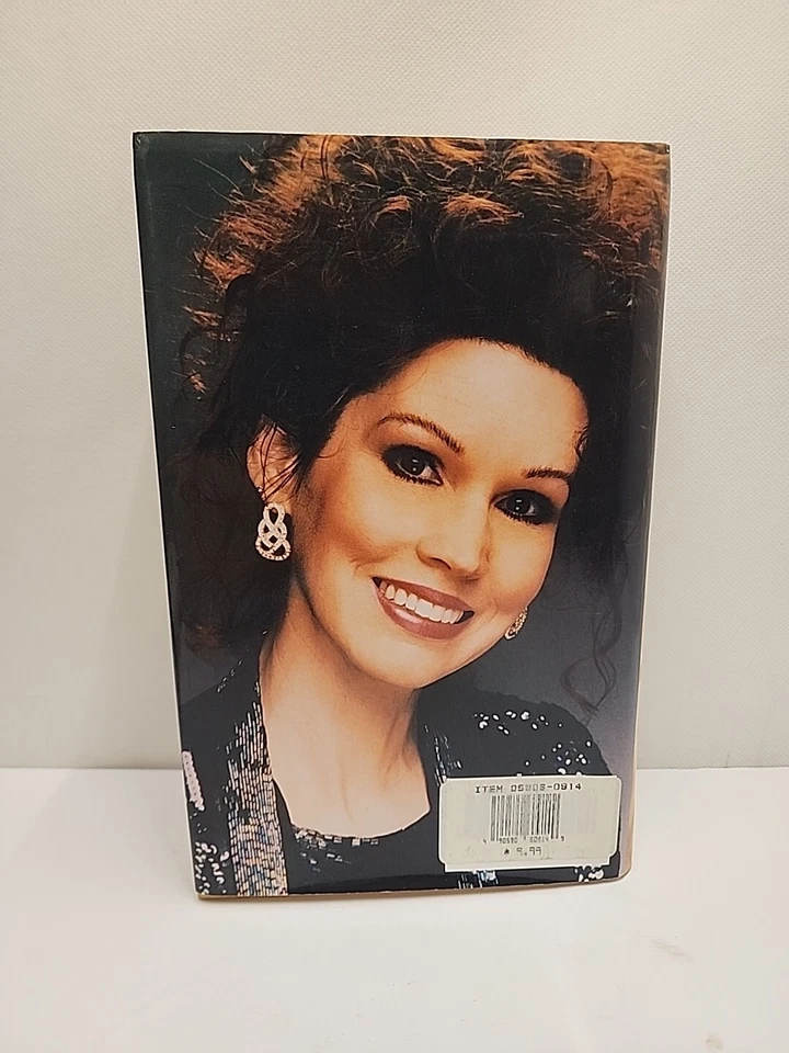 Sandra Brown Lot (6) Mirror Image Best Kept Secrets,Heaven ,Standoff, Flowers - Image 4 of 4