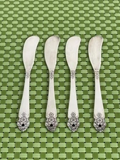 Oneida DISTINCTION Silverplate 4 Butter Spreaders Prestige 1951 Flatware 6 3/8"