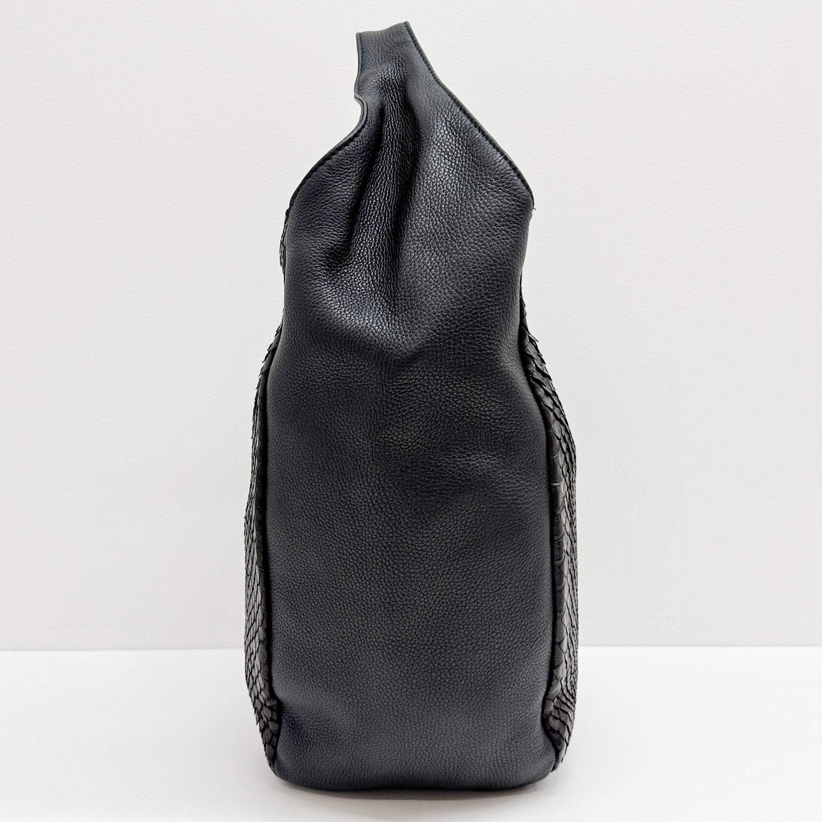 GUCCI Greenwich Black Python Embossed Leather Hob… - image 6