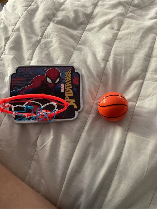 A Very Cool Spider-Man Mini Hoop That Brings You Tons Of Fun!