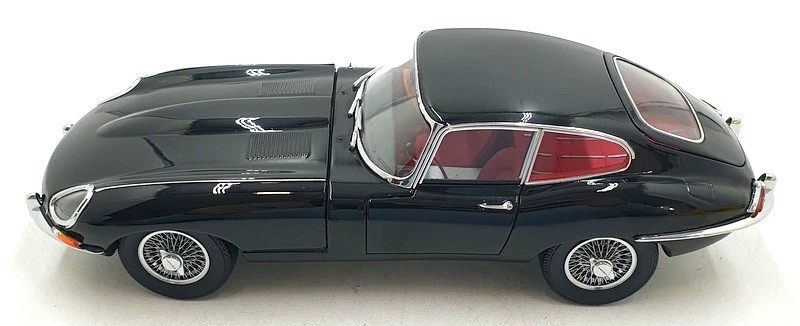 Kyosho масштаб 1/18 литая модель 08954BK — Jaguar E-Type — черная - Изображение 3 из 4