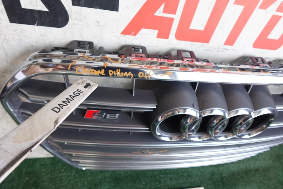 con daños 2012 2013 2014 2015 AUDI A6 S6 PARACHOQUES DELANTERO SUPERIOR REJILLA OEM AX65215 Foto 4 de 4