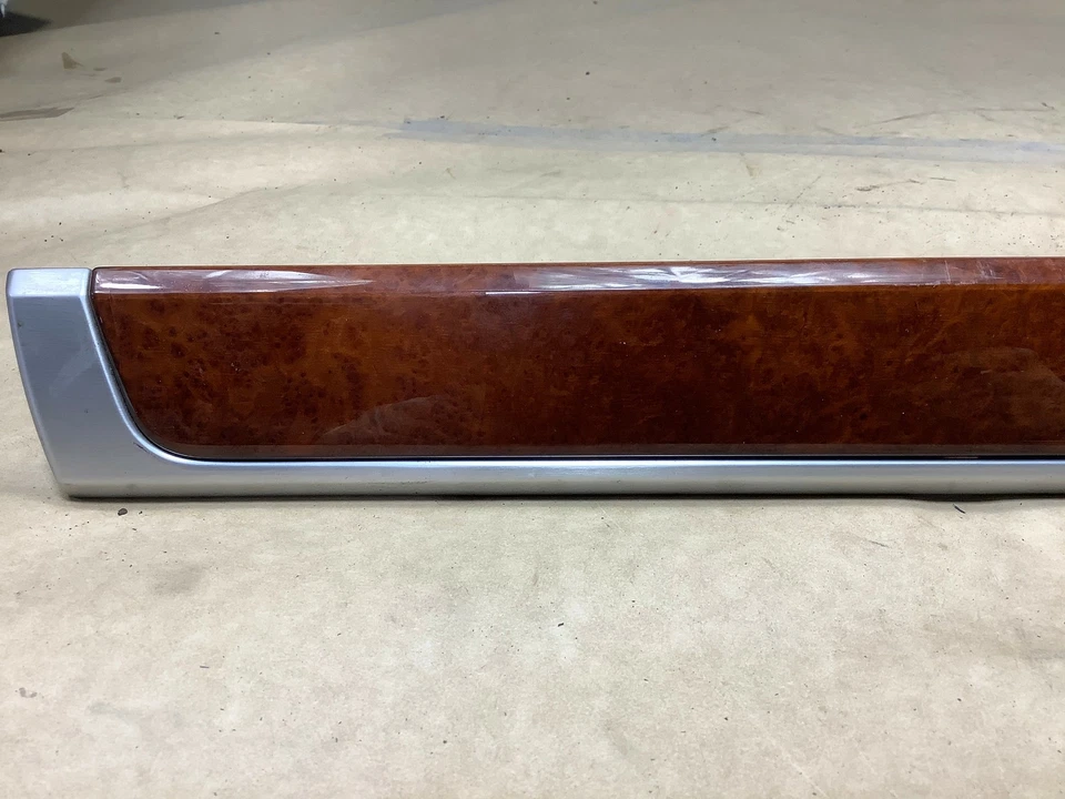 Volkswagen Touareg 2005 7L puerta trasera izquierda lado del conductor moldura con manija OEM+ Foto 3 de 4