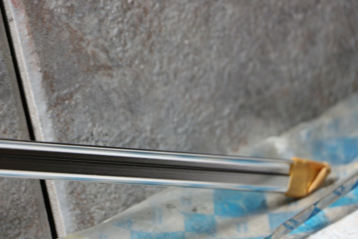 ORIGINAL Mercedes Benz S-klasse W126 Zierstab Chromleiste 