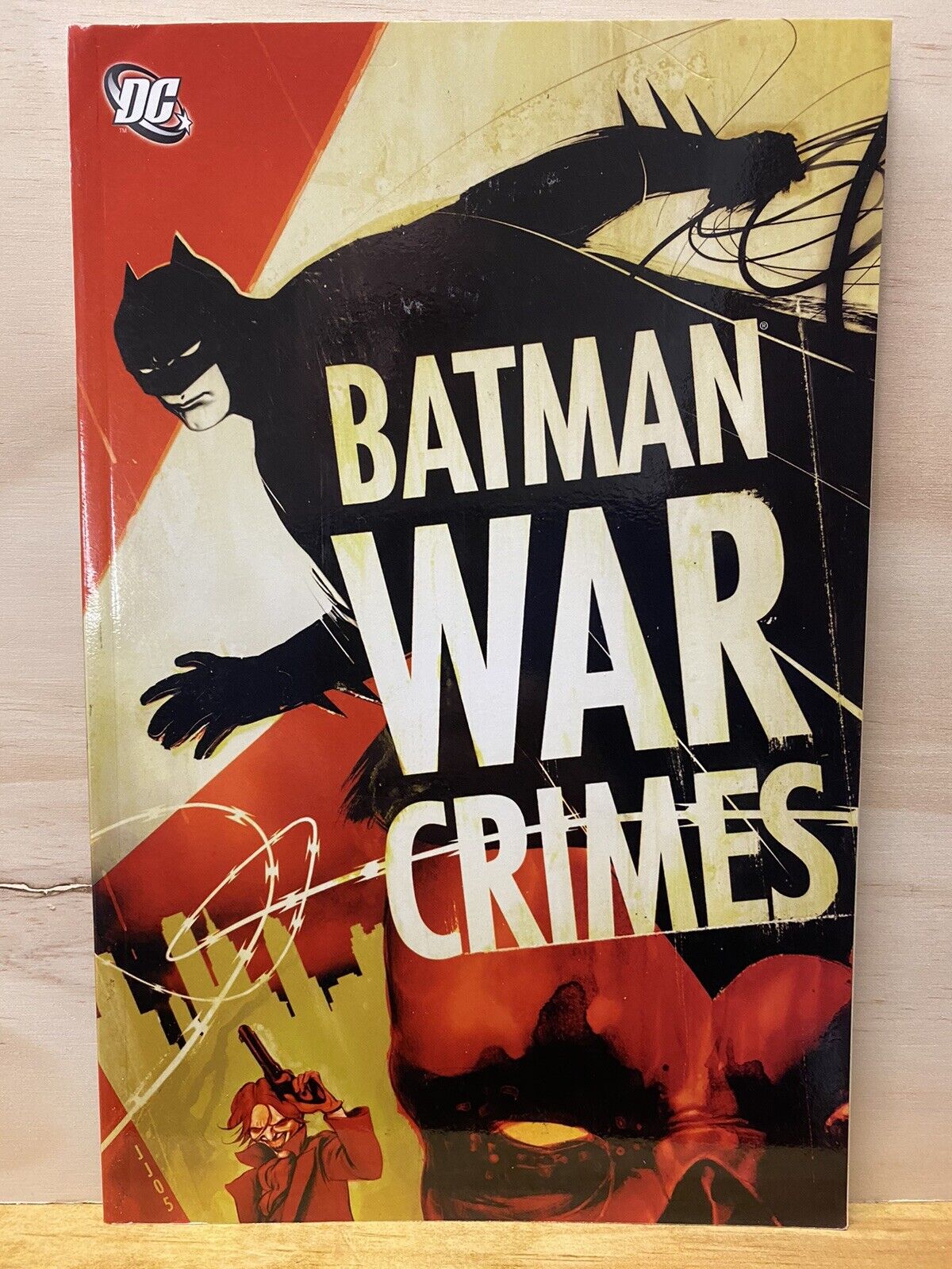 Batman War Crimes Graphic Novel (2006) DC Comics