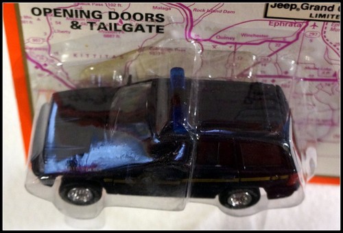 1996 Road Champs Jeep Police Series West Virginia State Police Car 1:43 #Z846 - Picture 3 of 6