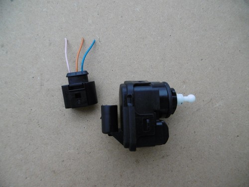 Stellmotor Skoda Octavia 1 LWR Scheinwerfer Hella 007282-20, 1U0941295 Audi A3