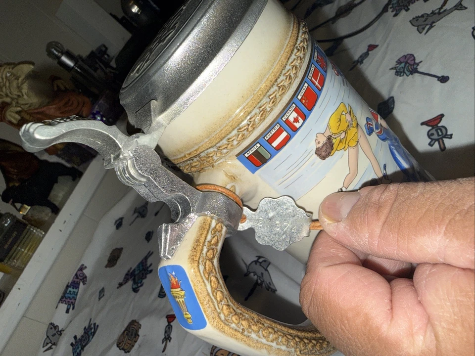 Calgary 1988 Olympic Winter Games Beer Stein Excellent Condition - Image 2 of 4