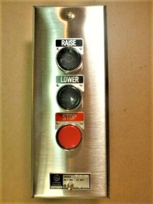 CR2943NB303M RAISE LOWER GENERAL ELECTRIC Standard Duty Push button Station  NEW