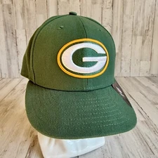 Green Bay Packers Fitted Cap