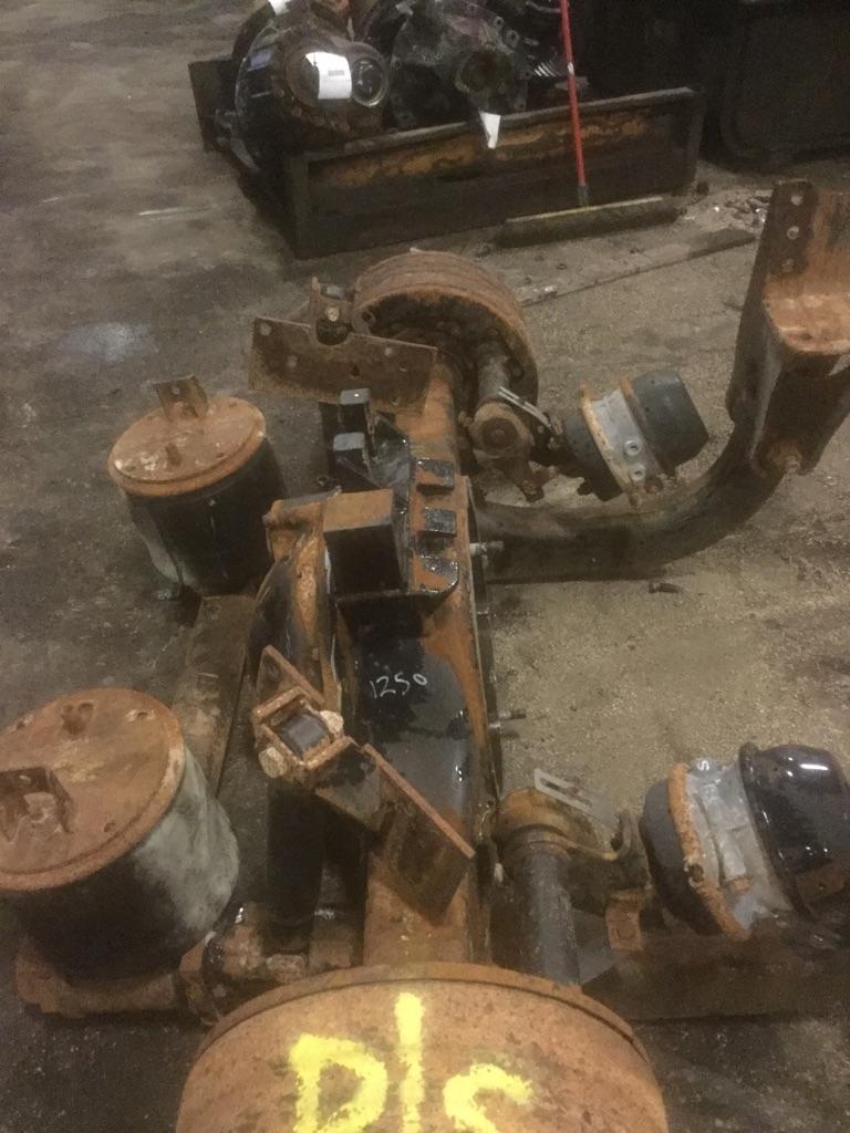319334 EATON-SPICER DS463P AXLE HOUSING REAR (FRONT) 2958230 319334 EATON-SPICER DS463P AXLE HOUSING REAR (FRONT) 2958230