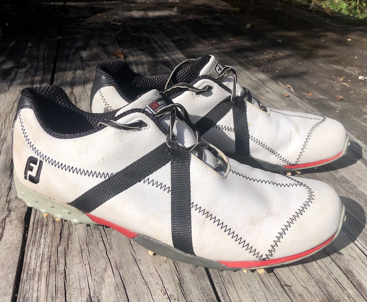 FootJoy Black and White Men\'s Golf Shoes. Size 10.5 FootJoy Men main image 2