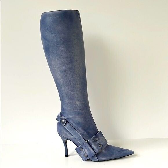 Diesel D-Venus WB Y03039-P0231-T6182 Womens Blue Leather Diesel D-Venus WB Y03039-P0231-T6182 Womens Blue Leather