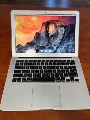 2017 Apple MacBook Air 13