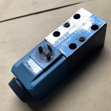 Vickers DG4V Directional Control Valve 507848 Solenoid Coil