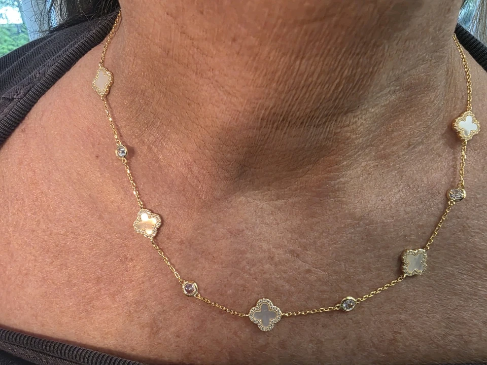 Collar Trébol Cuatro Hojas Mujer Madreperla/Piedra Blanca Foto 2 de 2