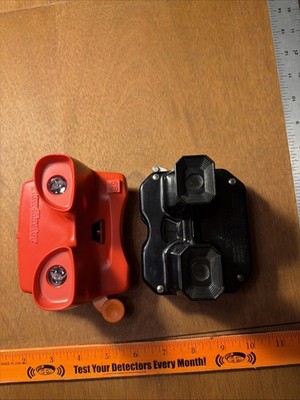 View Master 1945-50 Classic Car 3D Projector with 130 Reels 2 Viewers 130 Reels