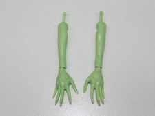 Monster High Venus McFlytrap I Heart Fashion Left Right Arms  Hands Pair