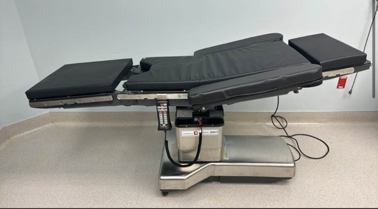 Steris Amsco 3080p surgical operating table