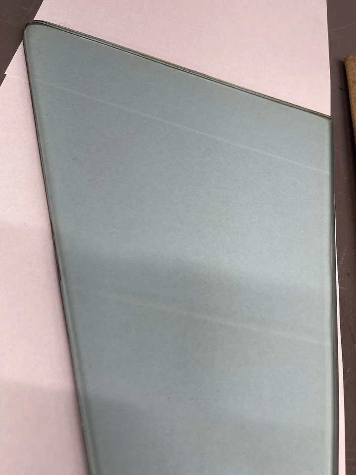 1957-1958 Oldsmobile Ninety Eight Buick Century Limited Vent Window Door Glass - Image 3 of 4