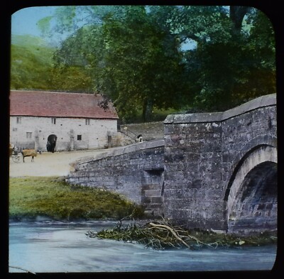 CRACKED Magic Lantern Slide HADDON BRIDGE C1890 VICTORIAN PHOTO DERBYSHIRE DALES