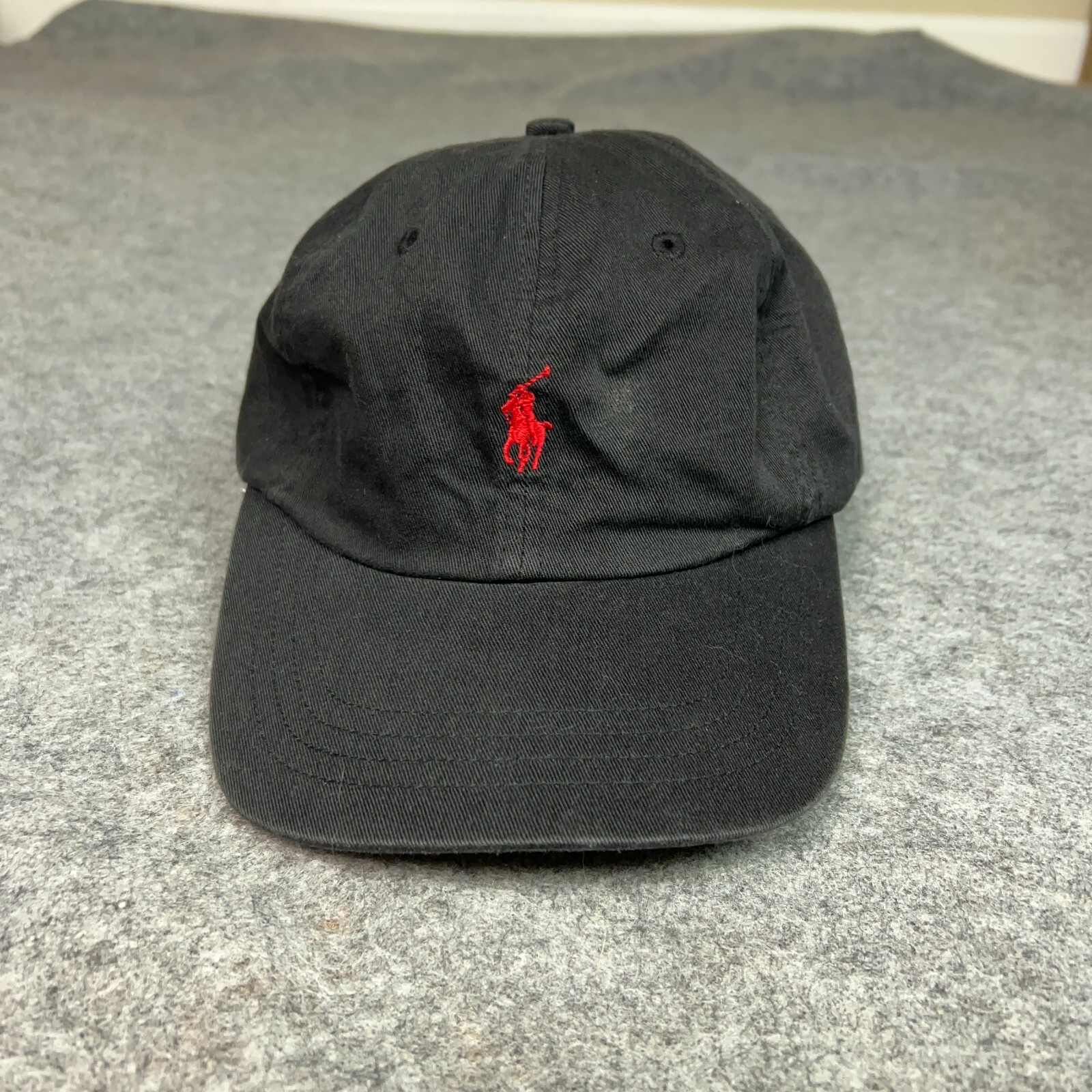 Cappello uomo Polo Ralph Lauren berretto strapback nero rosso pony papà preppy casual logo