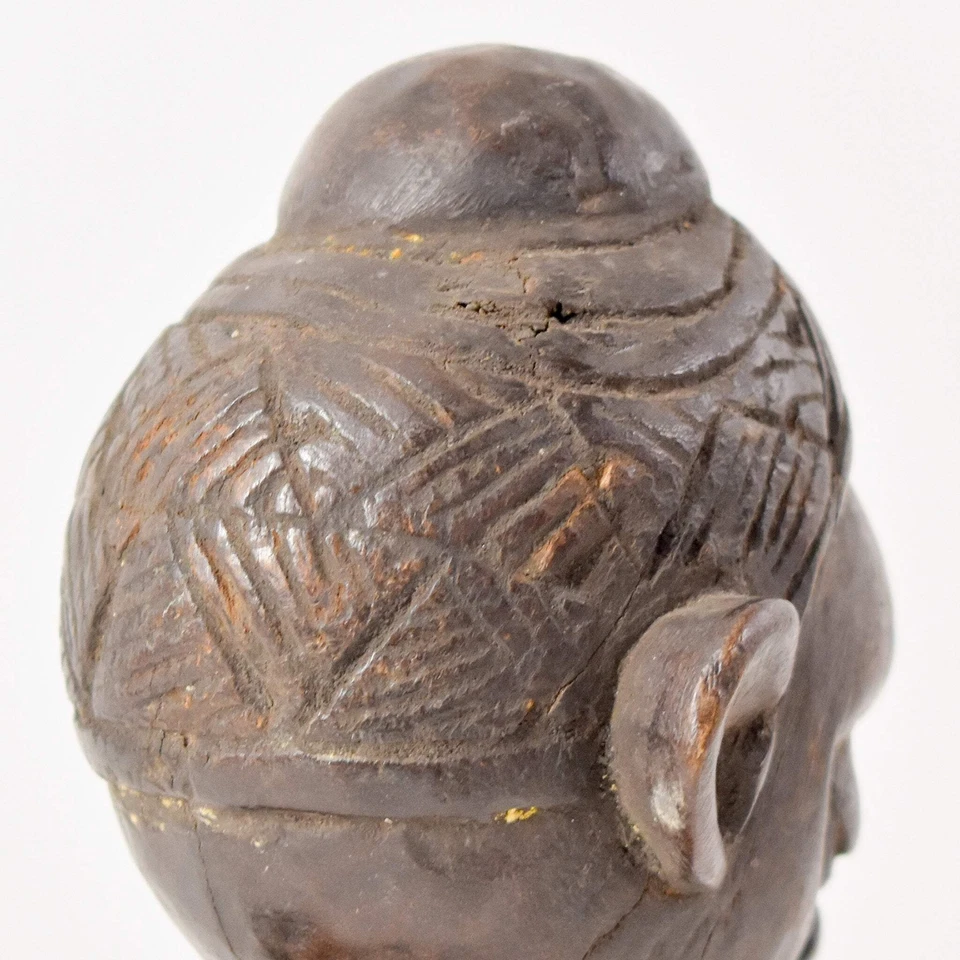 Yaka Miniature Figure with Child 10 Inch Congo - Image 4 of 4