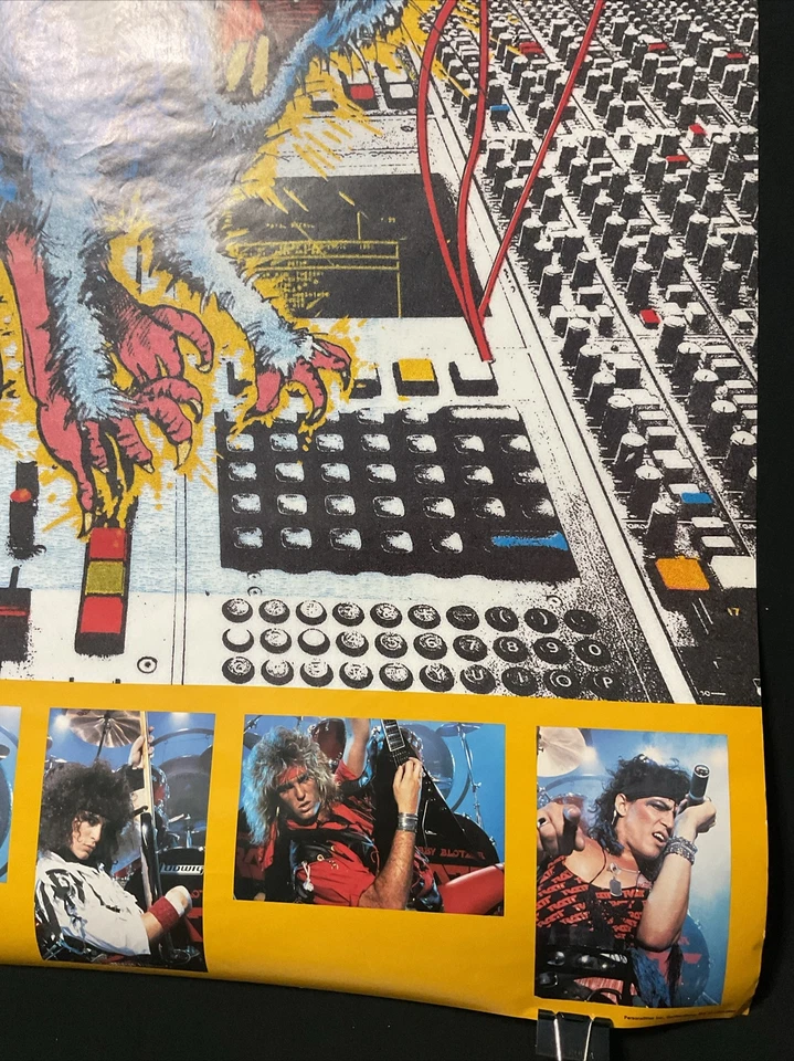 RATT - RARO Vintage 1984 - Mecánico RATT - 1984 - 23” X 34 1/2” Foto 4 de 4