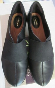 clarks desert boot low