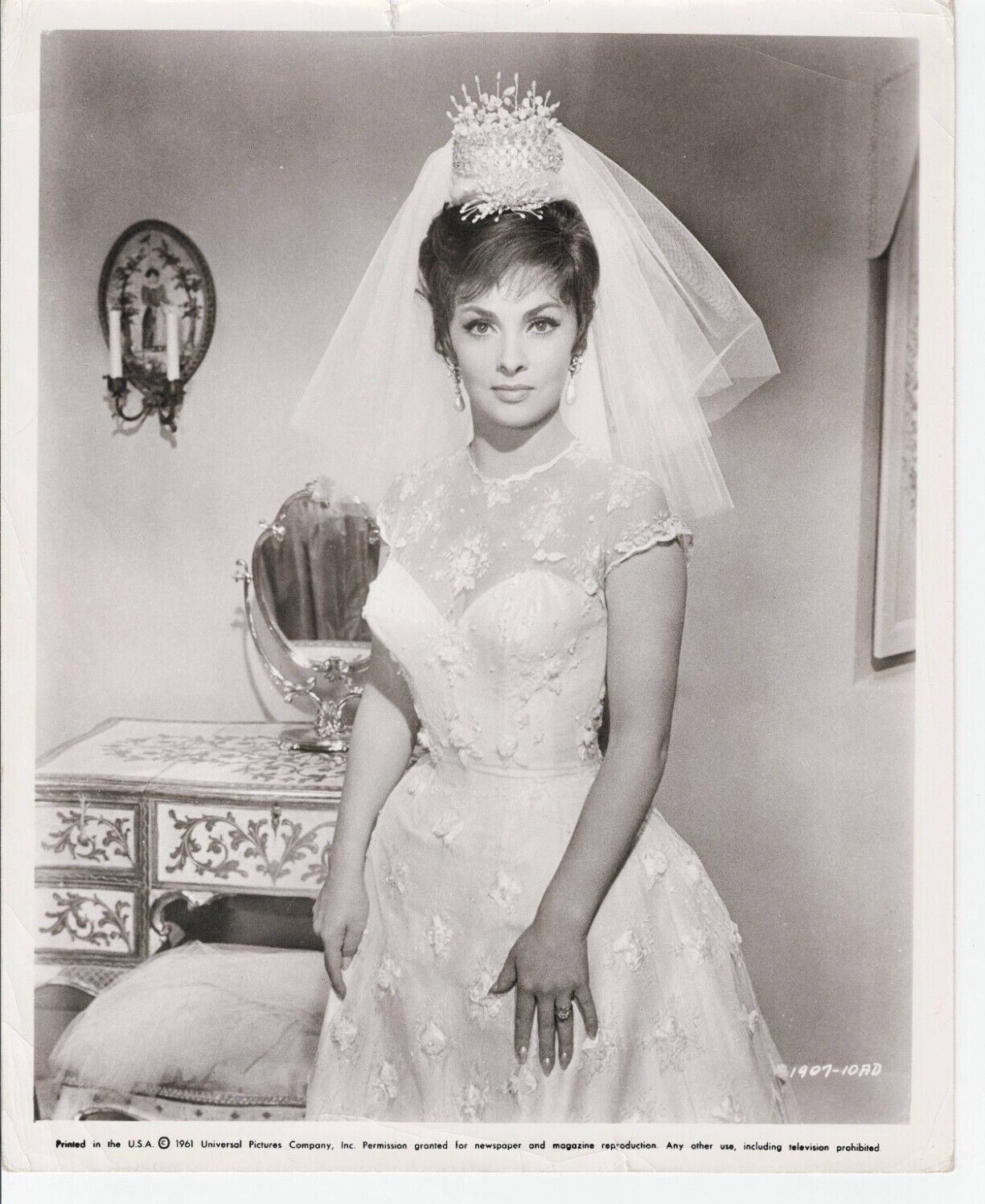 Vintage Gina Lollobrigida 8x10 Photograph photo Type I